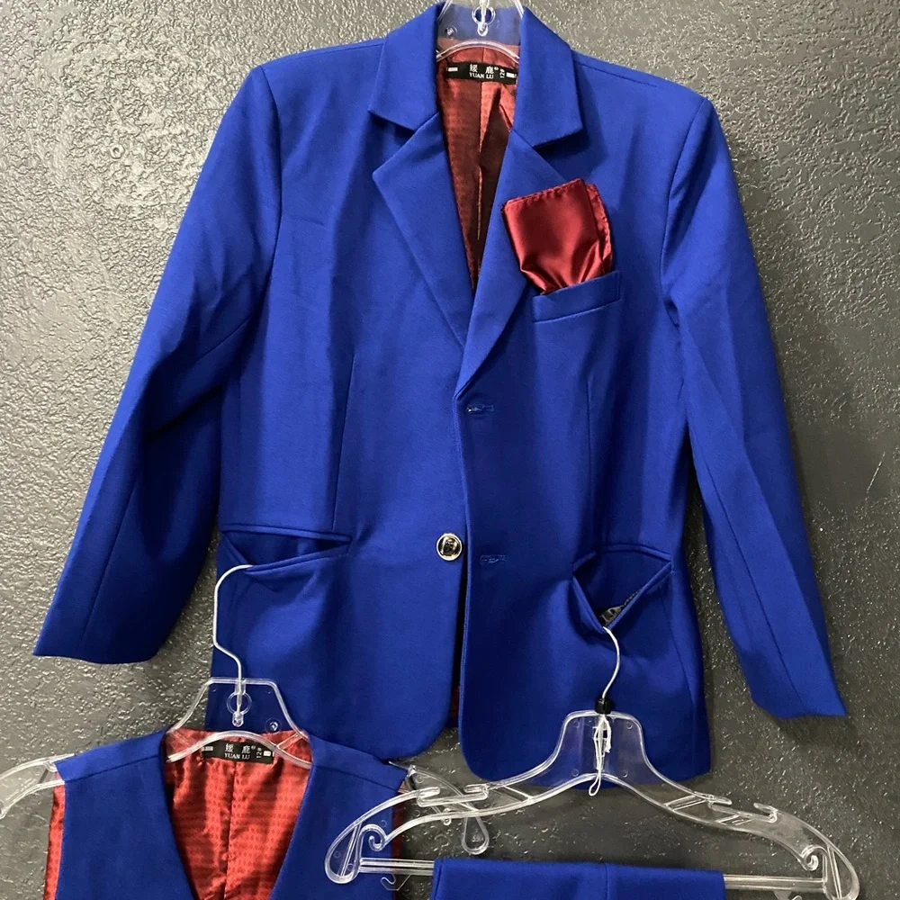 N/A red satin